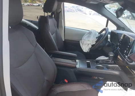 2021 Toyota Sienna Platinum from USA, damaged, VIN 5TDESKFC8MS005172